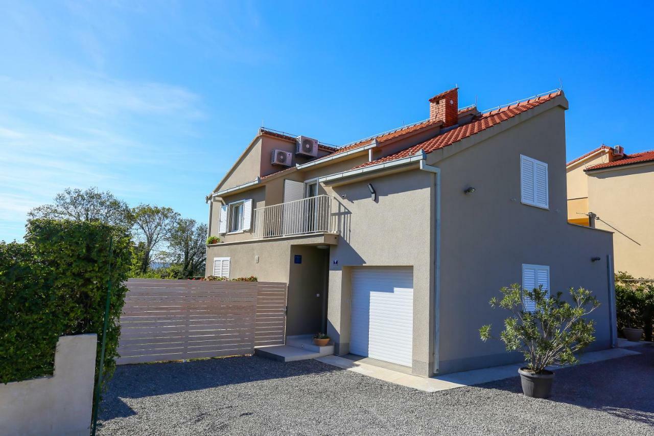 Villa Elysium - Beautiful Family House With Heated Pool Kaštela Exterior foto